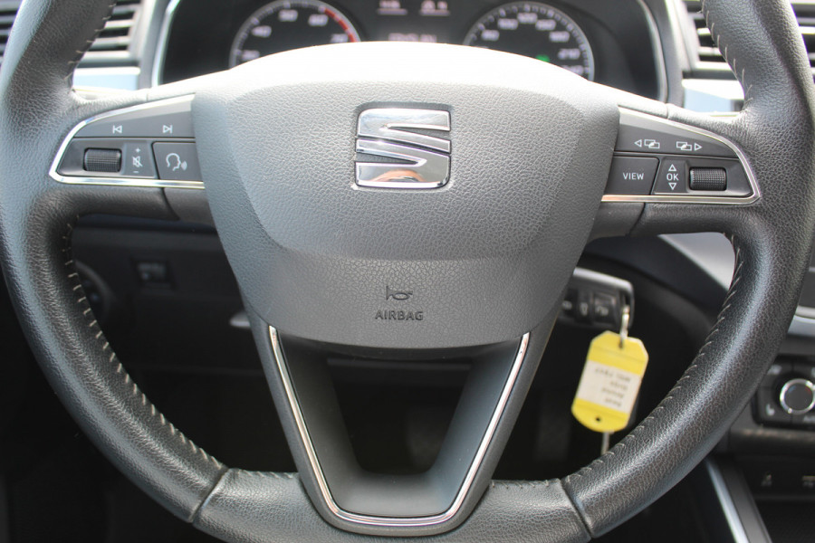 Seat Arona 1.0-115pk TSI Style Business Intense AUTOMAAT ! Gun u het comfort van een automaat ! Volautm. airco dual, stoelverwarming, cruise control, LM wielen, metallic lak