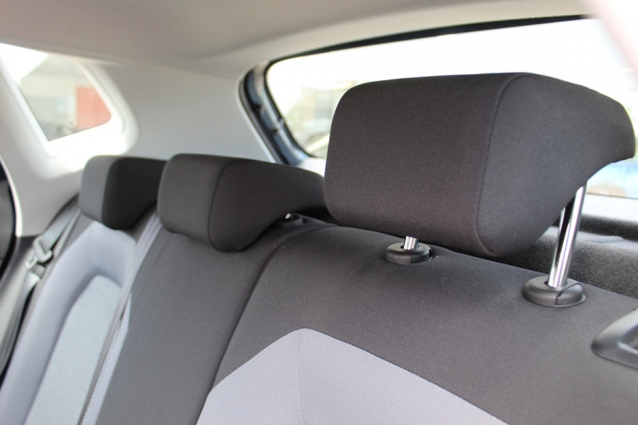 Seat Arona 1.0-115pk TSI Style Business Intense AUTOMAAT ! Gun u het comfort van een automaat ! Volautm. airco dual, stoelverwarming, cruise control, LM wielen, metallic lak