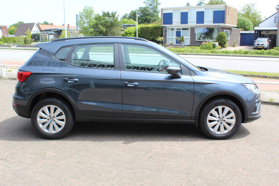 Seat Arona 1.0-115pk TSI Style Business Intense AUTOMAAT ! Gun u het comfort van een automaat ! Volautm. airco dual, stoelverwarming, cruise control, LM wielen, metallic lak