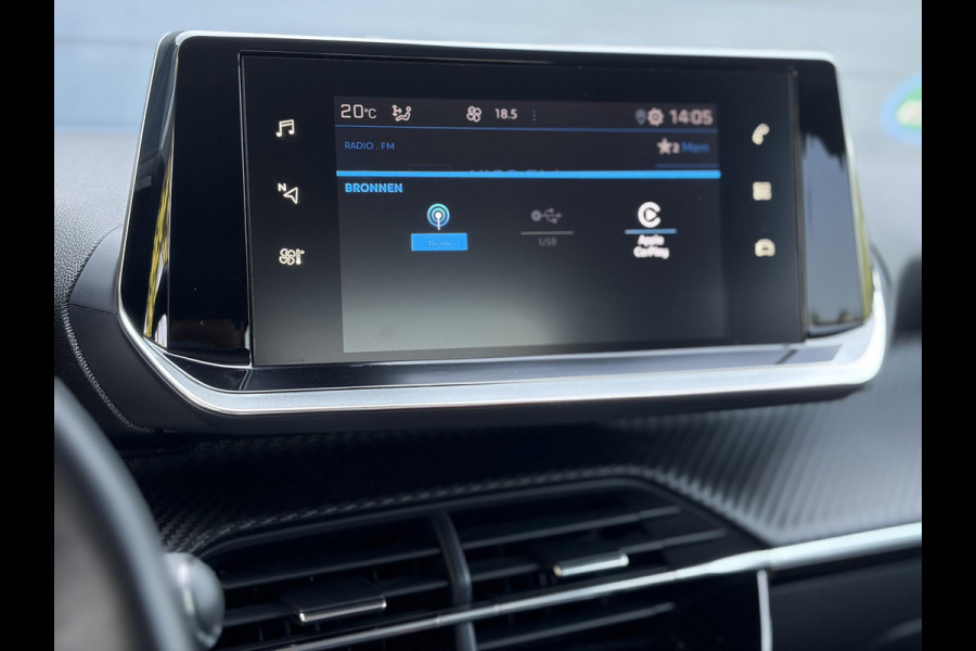 Peugeot 208 1.2 PureTech Allure Carplay,Camera,6 Bak,Stoelverw-Koeling,D-riem vv in 2025,Pdc,Clima,Cruise,Lm velgen,N.A.P,Rijstrooksensor,Nieuwe Apk bij Aflevering