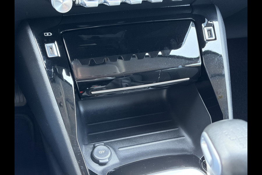 Peugeot 208 1.2 PureTech Allure Carplay,Camera,6 Bak,Stoelverw-Koeling,D-riem vv in 2025,Pdc,Clima,Cruise,Lm velgen,N.A.P,Rijstrooksensor,Nieuwe Apk bij Aflevering