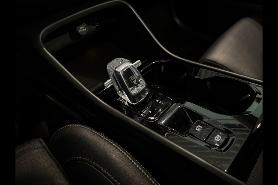 Volvo XC40 T5 Aut. Plug-in Hybrid Inscription ACC Panoramadak Leder Parkeercamera 262pk