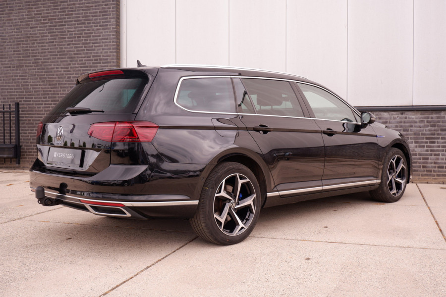 Volkswagen Passat Variant 1.4 TSI PHEV GTE Business | Pano | Elek. Trekhaak | Head-Up | Carplay | LED | Camera | Navi
