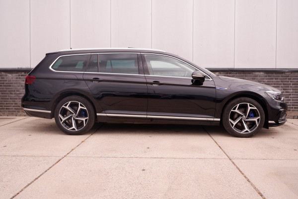 Volkswagen Passat Variant 1.4 TSI PHEV GTE Business | Pano | Elek. Trekhaak | Head-Up | Carplay | LED | Camera | Navi
