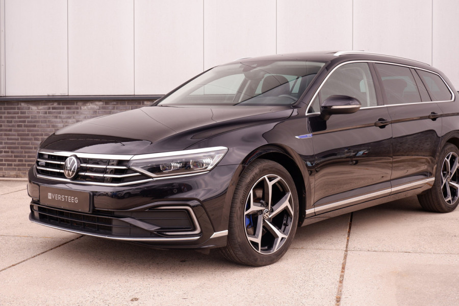 Volkswagen Passat Variant 1.4 TSI PHEV GTE Business | Pano | Elek. Trekhaak | Head-Up | Carplay | LED | Camera | Navi