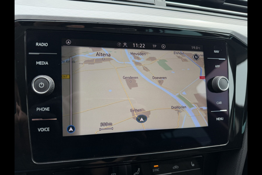 Volkswagen Passat Variant 1.4 TSI PHEV GTE Business | Pano | Elek. Trekhaak | Head-Up | Carplay | LED | Camera | Navi