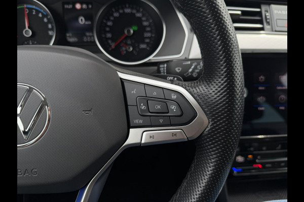 Volkswagen Passat Variant 1.4 TSI PHEV GTE Business | Pano | Elek. Trekhaak | Head-Up | Carplay | LED | Camera | Navi