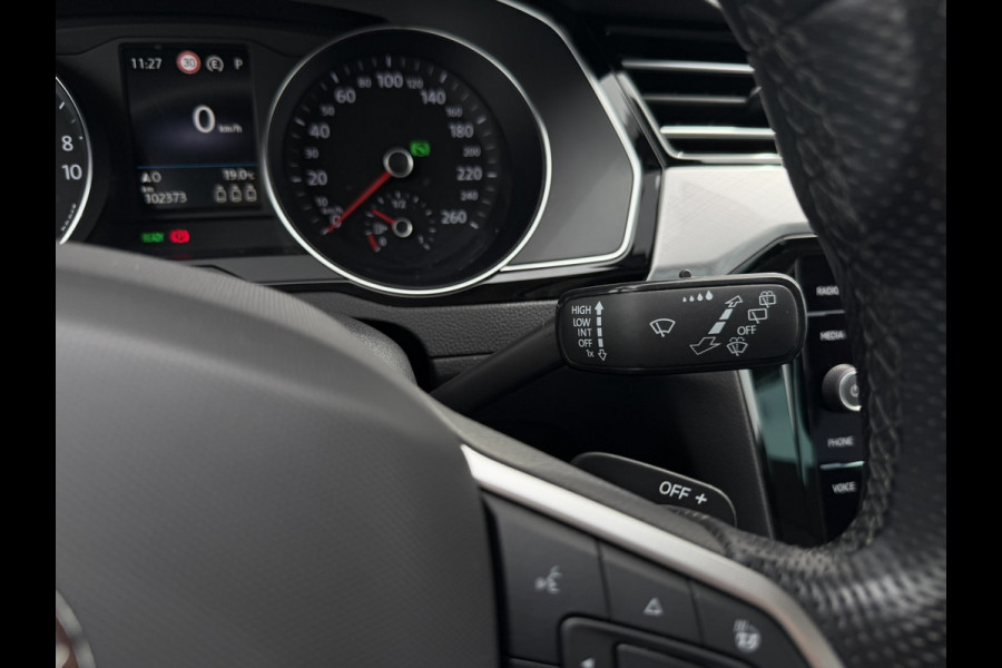 Volkswagen Passat Variant 1.4 TSI PHEV GTE Business | Pano | Elek. Trekhaak | Head-Up | Carplay | LED | Camera | Navi