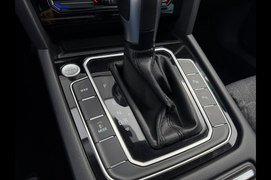 Volkswagen Passat Variant 1.4 TSI PHEV GTE Business | Pano | Elek. Trekhaak | Head-Up | Carplay | LED | Camera | Navi
