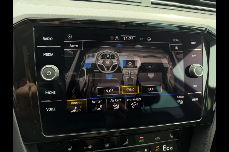 Volkswagen Passat Variant 1.4 TSI PHEV GTE Business | Pano | Elek. Trekhaak | Head-Up | Carplay | LED | Camera | Navi