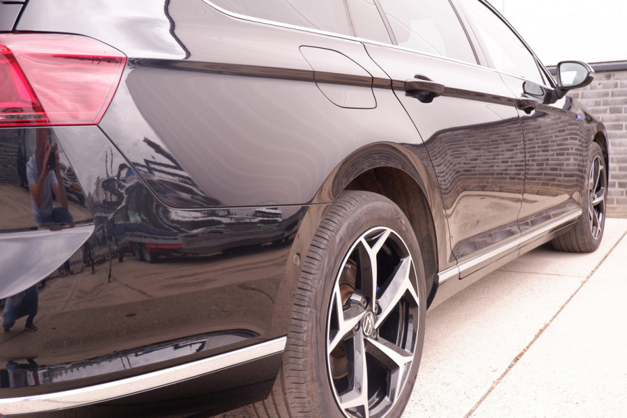 Volkswagen Passat Variant 1.4 TSI PHEV GTE Business | Pano | Elek. Trekhaak | Head-Up | Carplay | LED | Camera | Navi