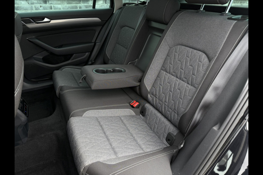 Volkswagen Passat Variant 1.4 TSI PHEV GTE Business | Pano | Elek. Trekhaak | Head-Up | Carplay | LED | Camera | Navi