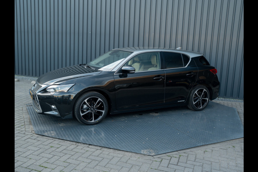 Lexus CT 200h Business Line Pro | Camera | Stoelverwarming | Leder | Bi-Tone | Keyless | Prijs Rijklaar!!