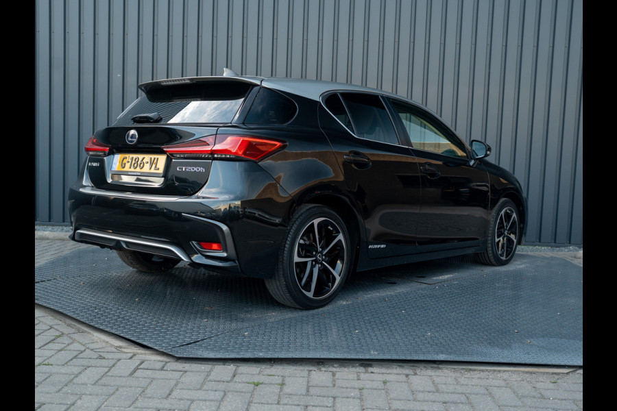 Lexus CT 200h Business Line Pro | Camera | Stoelverwarming | Leder | Bi-Tone | Keyless | Prijs Rijklaar!!