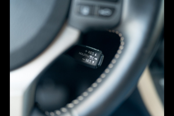 Lexus CT 200h Business Line Pro | Camera | Stoelverwarming | Leder | Bi-Tone | Keyless | Prijs Rijklaar!!