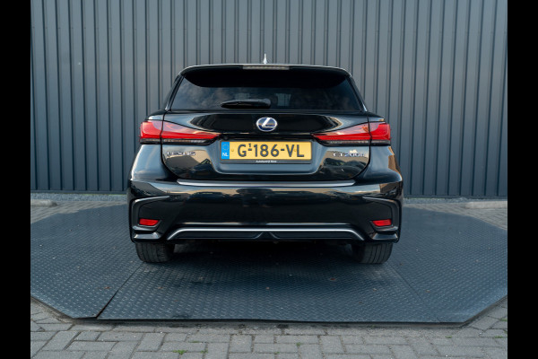 Lexus CT 200h Business Line Pro | Camera | Stoelverwarming | Leder | Bi-Tone | Keyless | Prijs Rijklaar!!