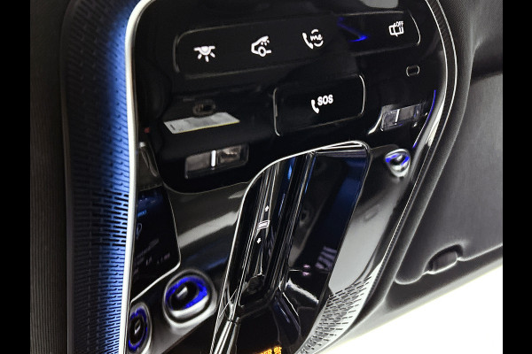 Mercedes-Benz GLC 400 e 4MATIC AMG Plug-In Hybride aprt-26 Panorama dak | 5 spaaks lichtmetalen velgen | Trekhaak | Treeplanken | Parking support | Inclusief 24 maanden MB Certified garantie voor Europa.