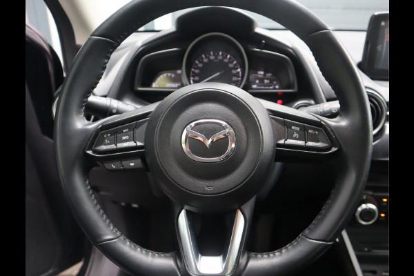 Mazda 2 1.5 Skyactiv-G Dynamic+ Navi / Pdc / Elekramen / Airco / Lm velgen 16'' Goed onderhouden / All season banden