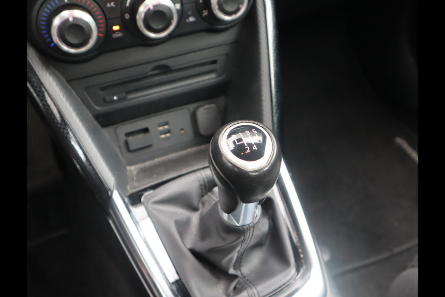 Mazda 2 1.5 Skyactiv-G Dynamic+ Navi / Pdc / Elekramen / Airco / Lm velgen 16'' Goed onderhouden / All season banden