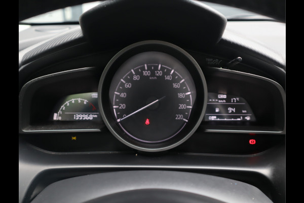 Mazda 2 1.5 Skyactiv-G Dynamic+ Navi / Pdc / Elekramen / Airco / Lm velgen 16'' Goed onderhouden / All season banden