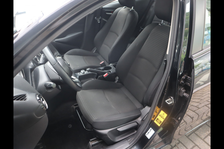 Mazda 2 1.5 Skyactiv-G Dynamic+ Navi / Pdc / Elekramen / Airco / Lm velgen 16'' Goed onderhouden / All season banden