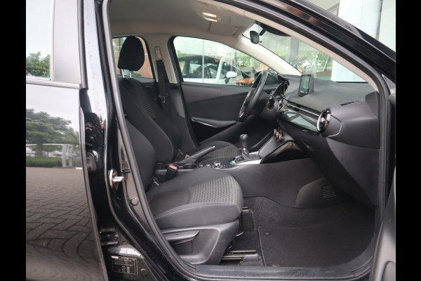 Mazda 2 1.5 Skyactiv-G Dynamic+ Navi / Pdc / Elekramen / Airco / Lm velgen 16'' Goed onderhouden / All season banden