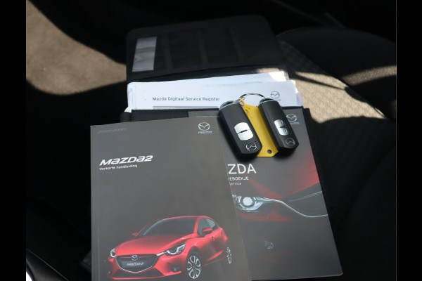 Mazda 2 1.5 Skyactiv-G Dynamic+ Navi / Pdc / Elekramen / Airco / Lm velgen 16'' Goed onderhouden / All season banden
