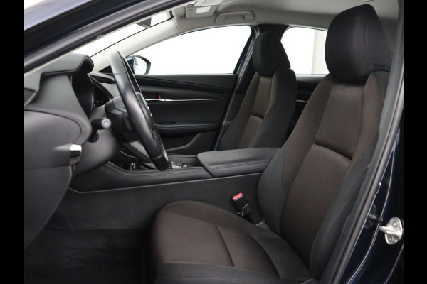 Mazda 3 2.0 e-SkyActiv-G M Hybrid 122 Comfort | Head-Up | Adaptive cruise | Camera | Carplay | Stuurverwarming | Full LED | Stoelverwarming | Navi Full map | Climate control