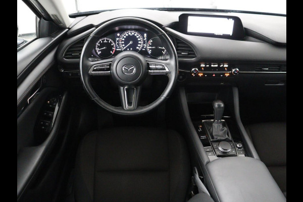 Mazda 3 2.0 e-SkyActiv-G M Hybrid 122 Comfort | Head-Up | Adaptive cruise | Camera | Carplay | Stuurverwarming | Full LED | Stoelverwarming | Navi Full map | Climate control