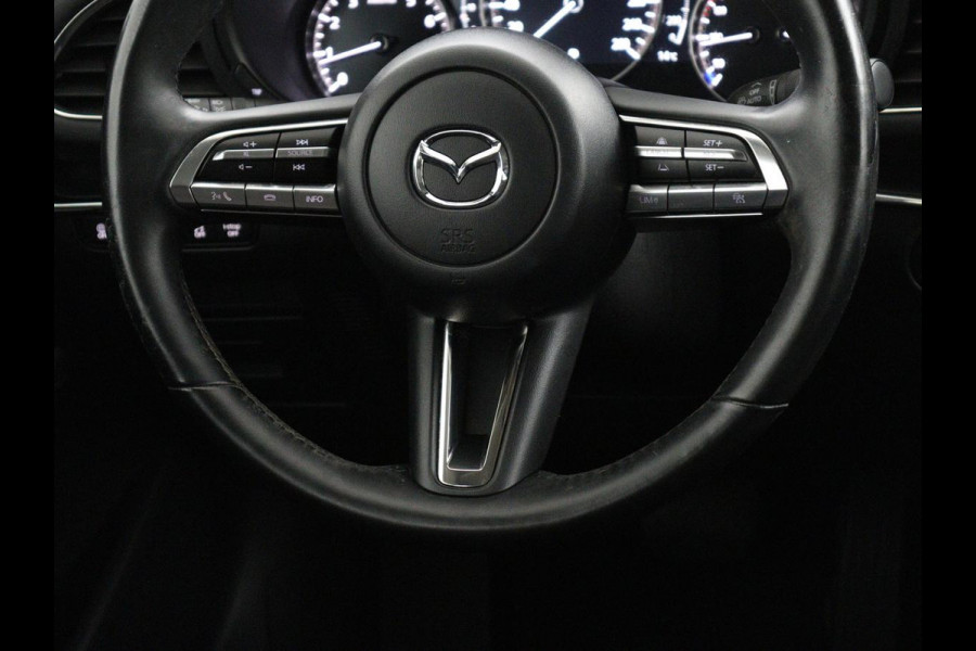Mazda 3 2.0 e-SkyActiv-G M Hybrid 122 Comfort | Head-Up | Adaptive cruise | Camera | Carplay | Stuurverwarming | Full LED | Stoelverwarming | Navi Full map | Climate control