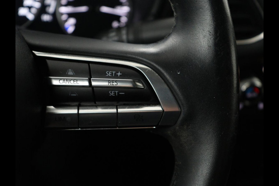 Mazda 3 2.0 e-SkyActiv-G M Hybrid 122 Comfort | Head-Up | Adaptive cruise | Camera | Carplay | Stuurverwarming | Full LED | Stoelverwarming | Navi Full map | Climate control