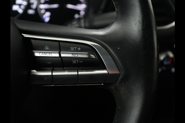 Mazda 3 2.0 e-SkyActiv-G M Hybrid 122 Comfort | Head-Up | Adaptive cruise | Camera | Carplay | Stuurverwarming | Full LED | Stoelverwarming | Navi Full map | Climate control