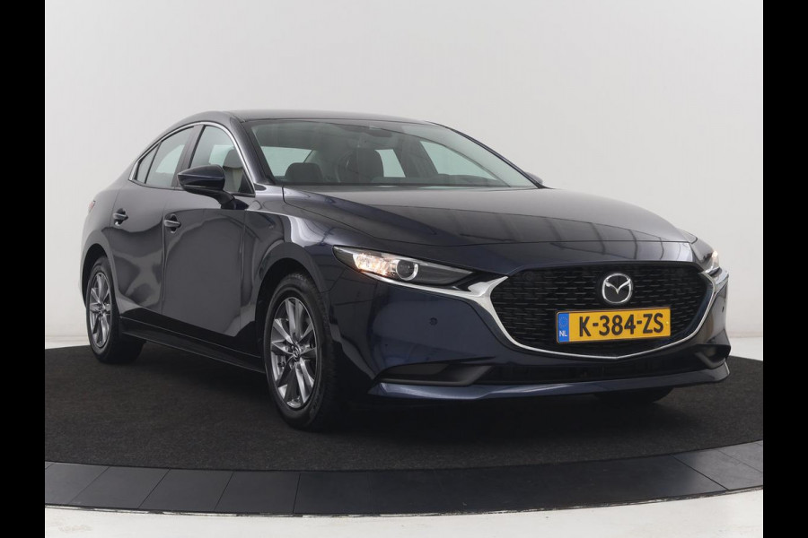 Mazda 3 2.0 e-SkyActiv-G M Hybrid 122 Comfort | Head-Up | Adaptive cruise | Camera | Carplay | Stuurverwarming | Full LED | Stoelverwarming | Navi Full map | Climate control
