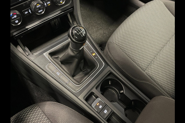 Volkswagen Golf 1.0 TSI|86 PK|5-DEURS|FACELIFT|NAVIGATIE|APPLE CARPLAY|CLIMATE+CRUISE CONTROL|DAB|PDC V+A|ORIGINELE NL-AUTO|NAP|