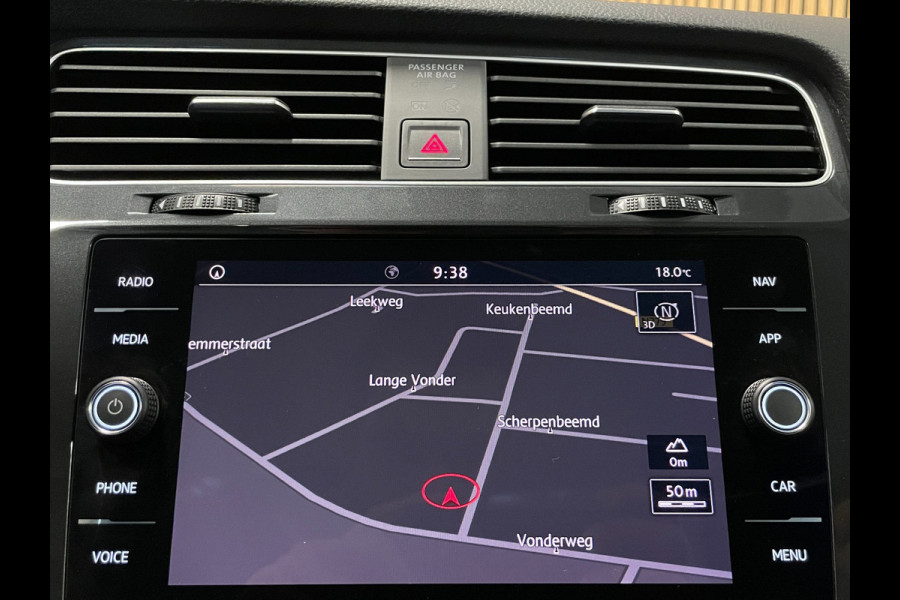 Volkswagen Golf 1.0 TSI|86 PK|5-DEURS|FACELIFT|NAVIGATIE|APPLE CARPLAY|CLIMATE+CRUISE CONTROL|DAB|PDC V+A|ORIGINELE NL-AUTO|NAP|