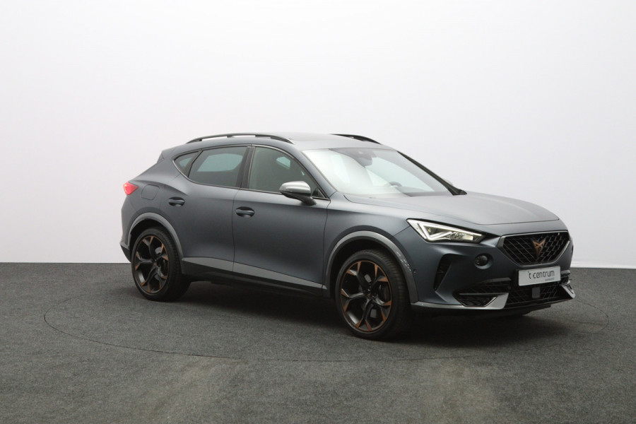 CUPRA Formentor 1.4 e-Hybrid VZ 245 PK Performance PHEV, Leder, Panoramadak, Trekhaak, Memory, Camera