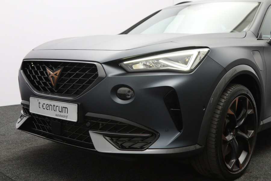 CUPRA Formentor 1.4 e-Hybrid VZ 245 PK Performance PHEV, Leder, Panoramadak, Trekhaak, Memory, Camera