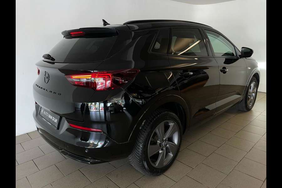 Opel Grandland 1.2 Turbo Edition AUTOMAAT AIRCO NAVI CRUISE BLUETOOTH STOELVERW STUURVERW VELGEN NIEUWSTAAT