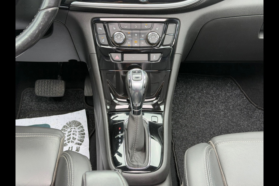 Opel Mokka X 1.4 Turbo Innovation 140 Pk | Navigatie | Voll Leder | Glazen schuif / Kantel dak | Clima | Cruise | trekhaak | 19".