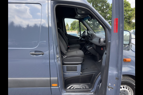 Mercedes-Benz eSprinter (INCL. BTW) *AUT | CLIMATE CONTROL | ELECTRIC WINDOWS | CAMERA | 16 INCH*