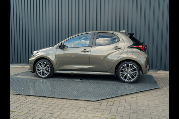 Toyota Yaris 1.5 Hybrid 130 Executive | Panodak | JBL | Head Up | Stuur & Stoel verw. | Premium Pack | Prijs Rijklaar!!