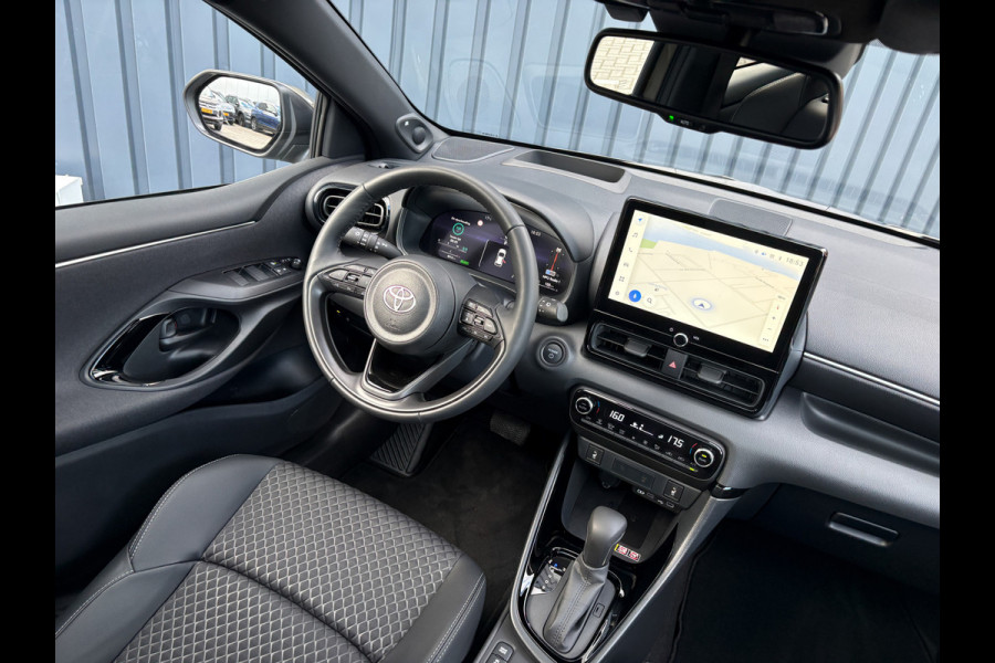 Toyota Yaris 1.5 Hybrid 130 Executive | Panodak | JBL | Head Up | Stuur & Stoel verw. | Premium Pack | Prijs Rijklaar!!