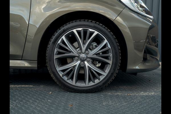 Toyota Yaris 1.5 Hybrid 130 Executive | Panodak | JBL | Head Up | Stuur & Stoel verw. | Premium Pack | Prijs Rijklaar!!