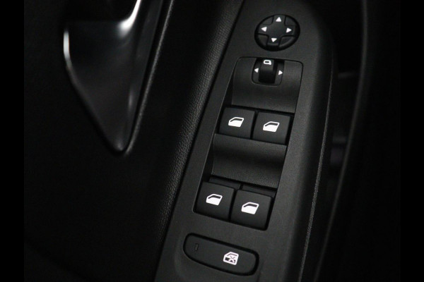 Opel CORSA-E Edition 50 kWh | SOH 93,1% | PHEV | Carplay | Camera | Parkeerhulp | Cruise control | Climate control | Digital cockpit | DAB