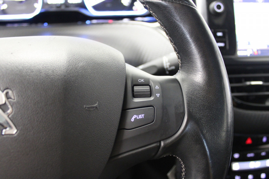 Peugeot 2008 1.2 PureTech Allure
