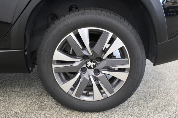 Peugeot 2008 1.2 PureTech Allure