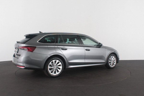 Škoda Octavia Combi 1.5 TSI MHEV Business Edition Plus > Trekhaak/Camera/Winterpakket