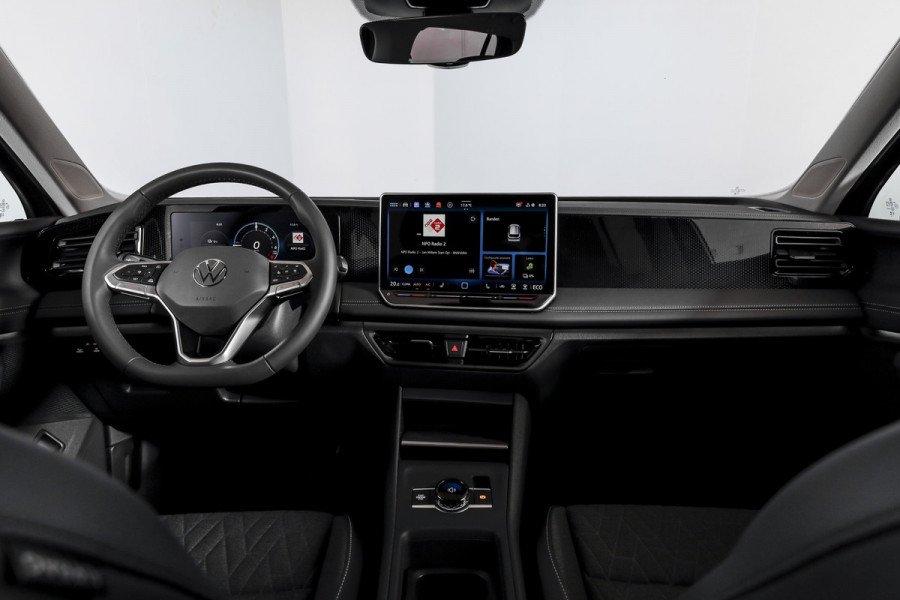 Volkswagen Tiguan 1.5 eHybrid Life Edition | IQ Light | Dig. Cockpit | Adapt. Cruise | Stoel-+stuurverw. | 360 Camera | PDC | App. Connect | ECC | LM 17" | 6086