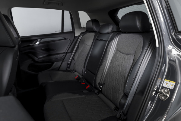 Volkswagen Tiguan 1.5 eHybrid Life Edition | IQ Light | Dig. Cockpit | Adapt. Cruise | Stoel-+stuurverw. | 360 Camera | PDC | App. Connect | ECC | LM 17" | 6086