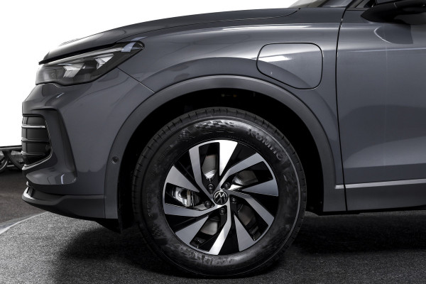 Volkswagen Tiguan 1.5 eHybrid Life Edition | IQ Light | Dig. Cockpit | Adapt. Cruise | Stoel-+stuurverw. | 360 Camera | PDC | App. Connect | ECC | LM 17" | 6086